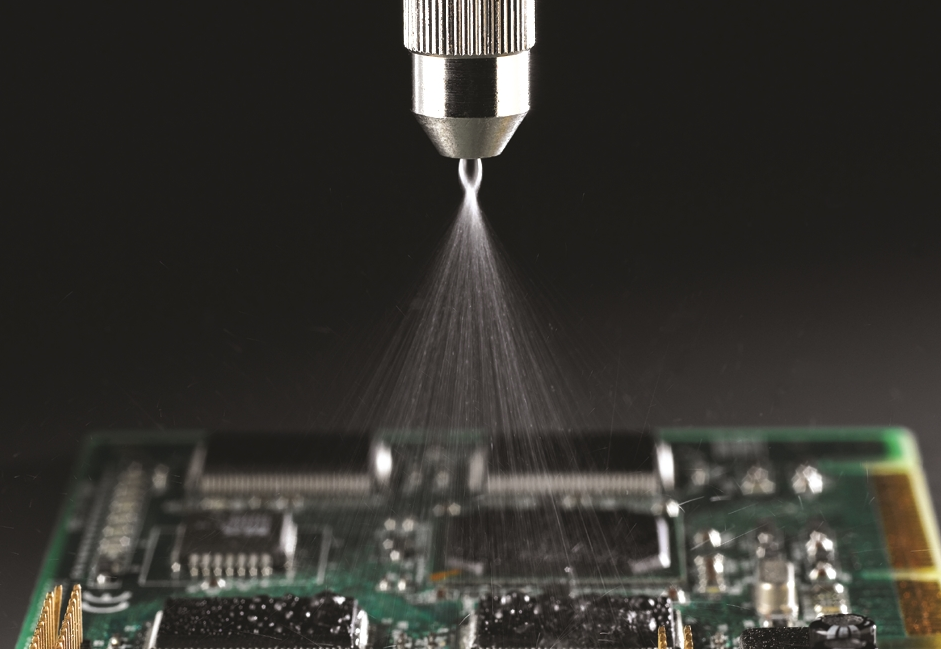 กระบวนการพ่นเคลือบป้องกัน PCB ที่ผู้ผลิตเผยแพร่